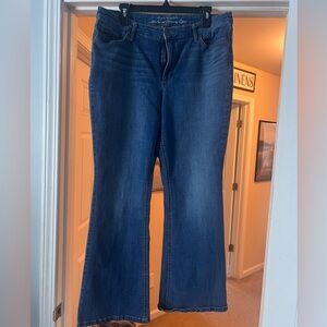 Boot Cut Slimming Effect Jeans